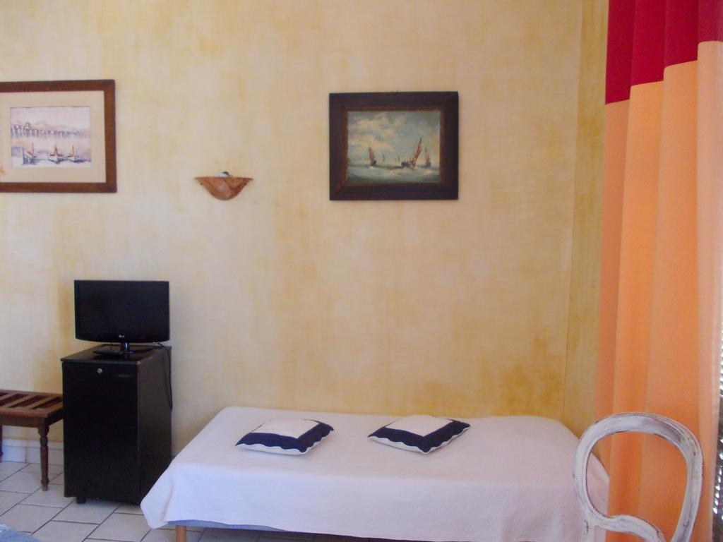 L'oursin Hotel 2*